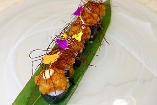 Uramaki Hakone Picante (8 Uds.)