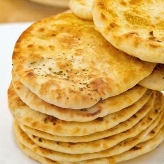 Пица Пърленка с чесън (200г)