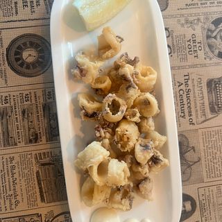 Calamar Y Sus Escombros En Fritura