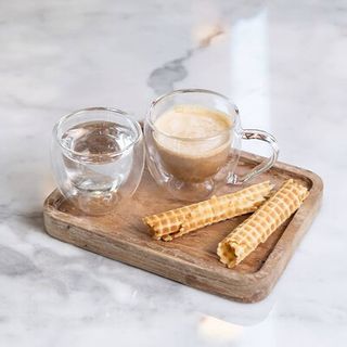 Д. Espresso иримшик .