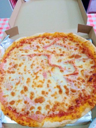 Mini pizza sa šunkom