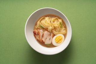 Бульйон з курочкою