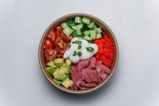 Боул з тунцем