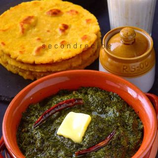 Saag e makki rotti