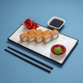 Ֆիլադելֆիա ռոլլ պանրով 8 կտոր