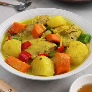 Filipino Chicken Curry