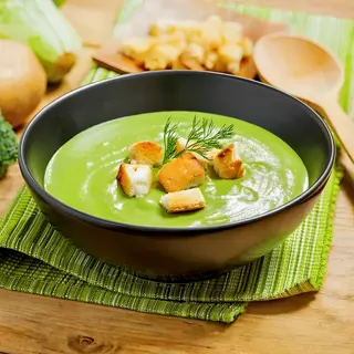 Supa crema de legume cu broccoli