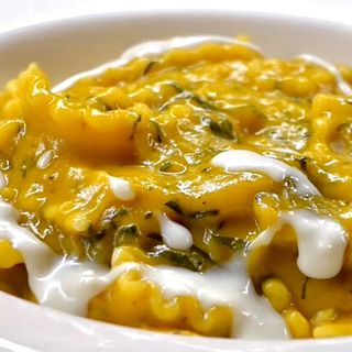 Pasta mista zucca rossa guanciale e gorgonzola