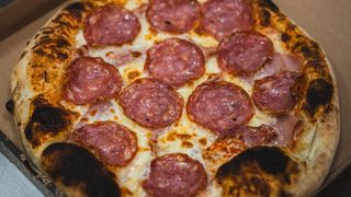 Pizza Salami Ø 32cm