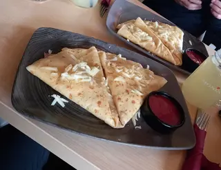 Palačinka sa pečenicom