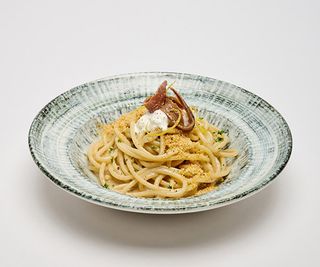 Spaghettoni Burro e Filetti di Alici