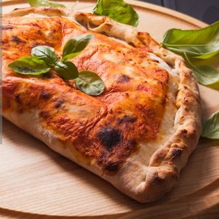Pizza Calzone Fruits De Mer 