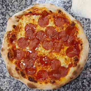 Pizza Salami 32cm