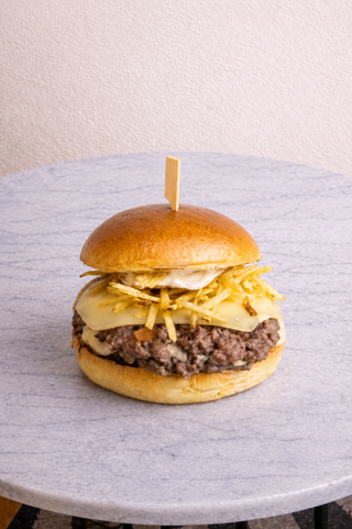 BURGER TARTUFO + Patatas