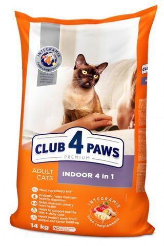 Club 4 Paws Premium сухий корм для дорослих котів, що живуть в приміщенні - 4 в 1