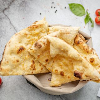 Focaccia cu parmezan