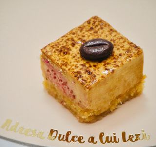 Mini prăjitură cafea 