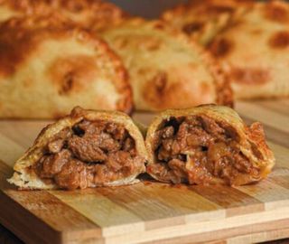 Empanada Clássica de Vitela (Carne Cuchillo)