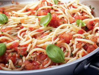 Salsa de pomodoro y basilico