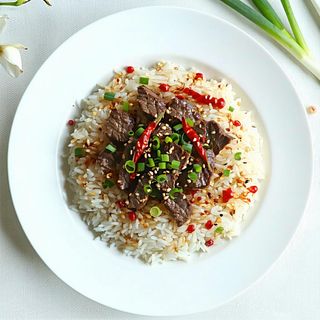 Riso coreano con vitello speziato