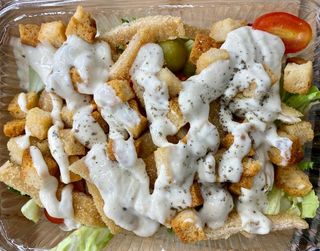 Plat d'amanida Cèsar