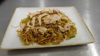 Massa Salteada com Frango