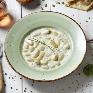 Gnocchi amb salsa de formatge Scamorza