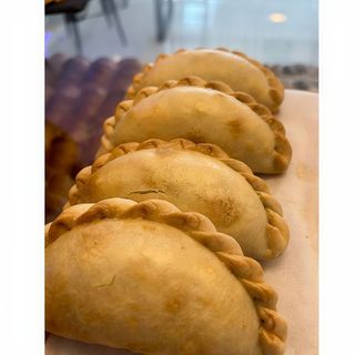 Empanada De Pollo (1 Ud.)