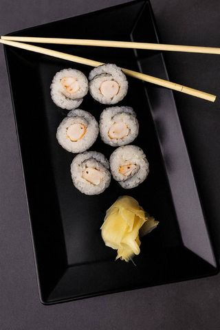 Макі рол з креветкою