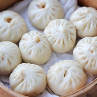 11. Pan Relleno Al Vapor (6 Uds.)