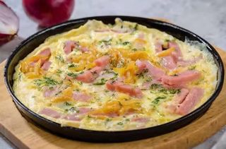 Омлет з шинкою та сиром (200/30г)