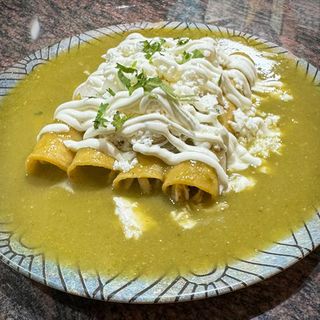 Enchiladas Verdes
