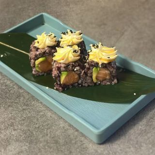 URAMAKI SAKE VENERE PHILADELPHIA