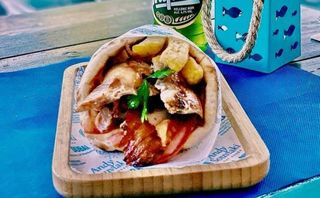 Pita Gyros con tzatzik*** HALAL