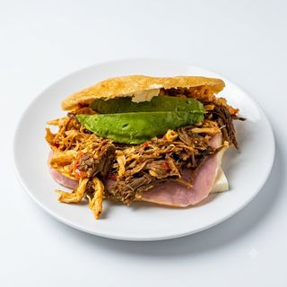 Arepa Mixta (1 Ud.)