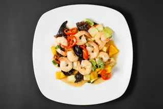 Creveți cu legume în sos teriyaki