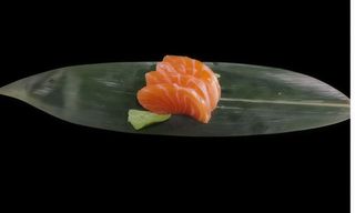 139 Sashimi sake - 9 pezzi