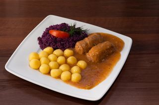 Rolada śląska z kluskami