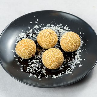 42.Kulki sezamowe z czerwoną fasolą