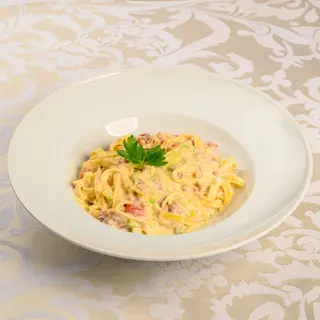 Tagliatelle cu somon afumat