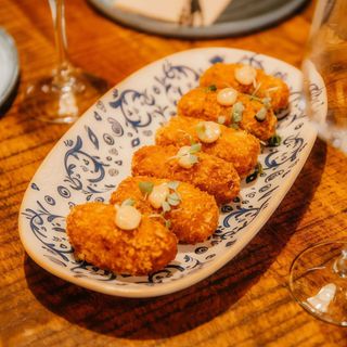 CROQUETAS CASERAS DE COSTILLA ESTOFADA (RACIÓN)