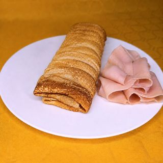 Pizza slana palačinka