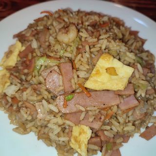 Arroz Frito (1/2 Ración)