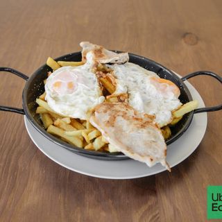 Huevos rotos con Lomo