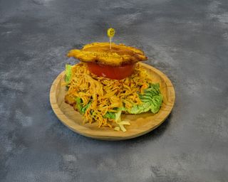 Patacón de pollo 