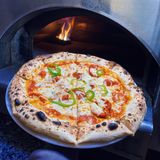 Pizza Pepperoni + coca cola 33cl (ou choix)