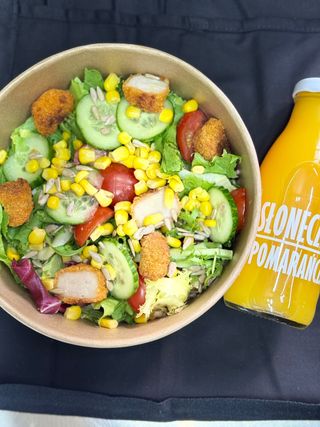 Sałatka z kurczakiem