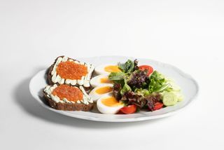 Микс-завтрак с икрой 