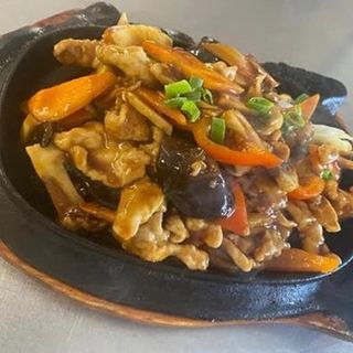 Porc la placa incinsa