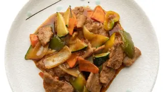 503 Manzo con verdure